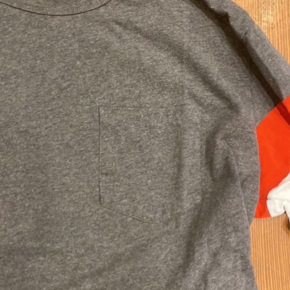 H and m long sleeve - Picture 2 of 3